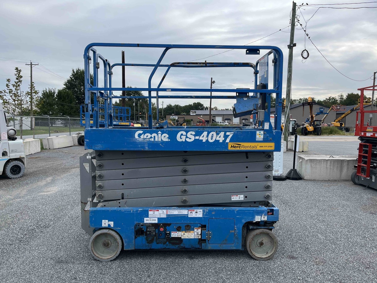 2016 Genie GS-4047