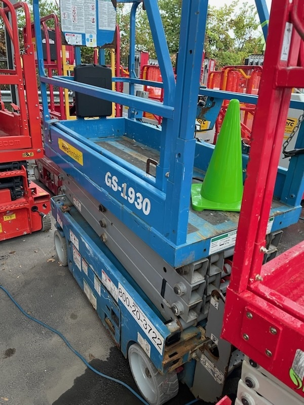 2018 Genie GS-1930