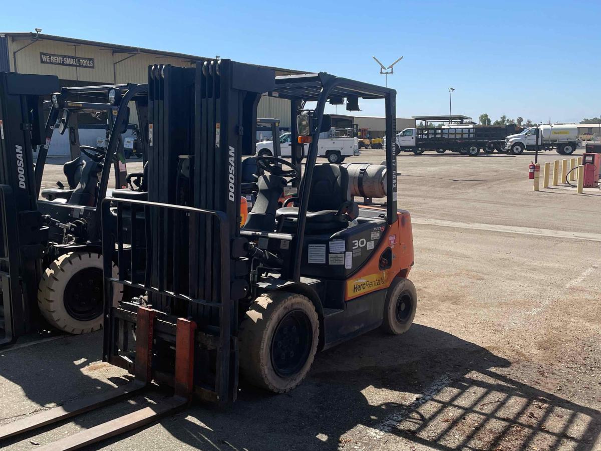 2017 Doosan G30E-5