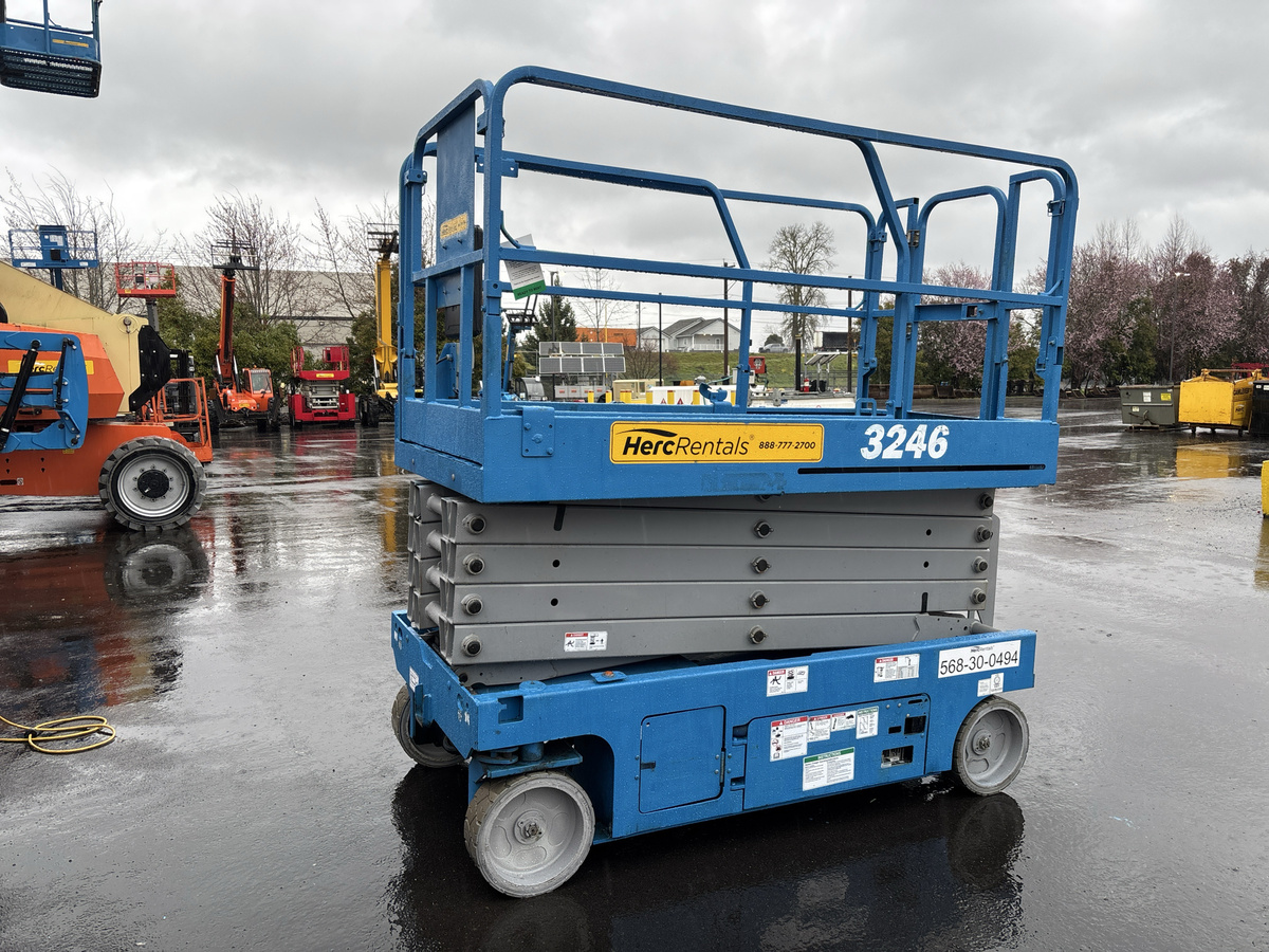 2018 Genie GS-3246-3