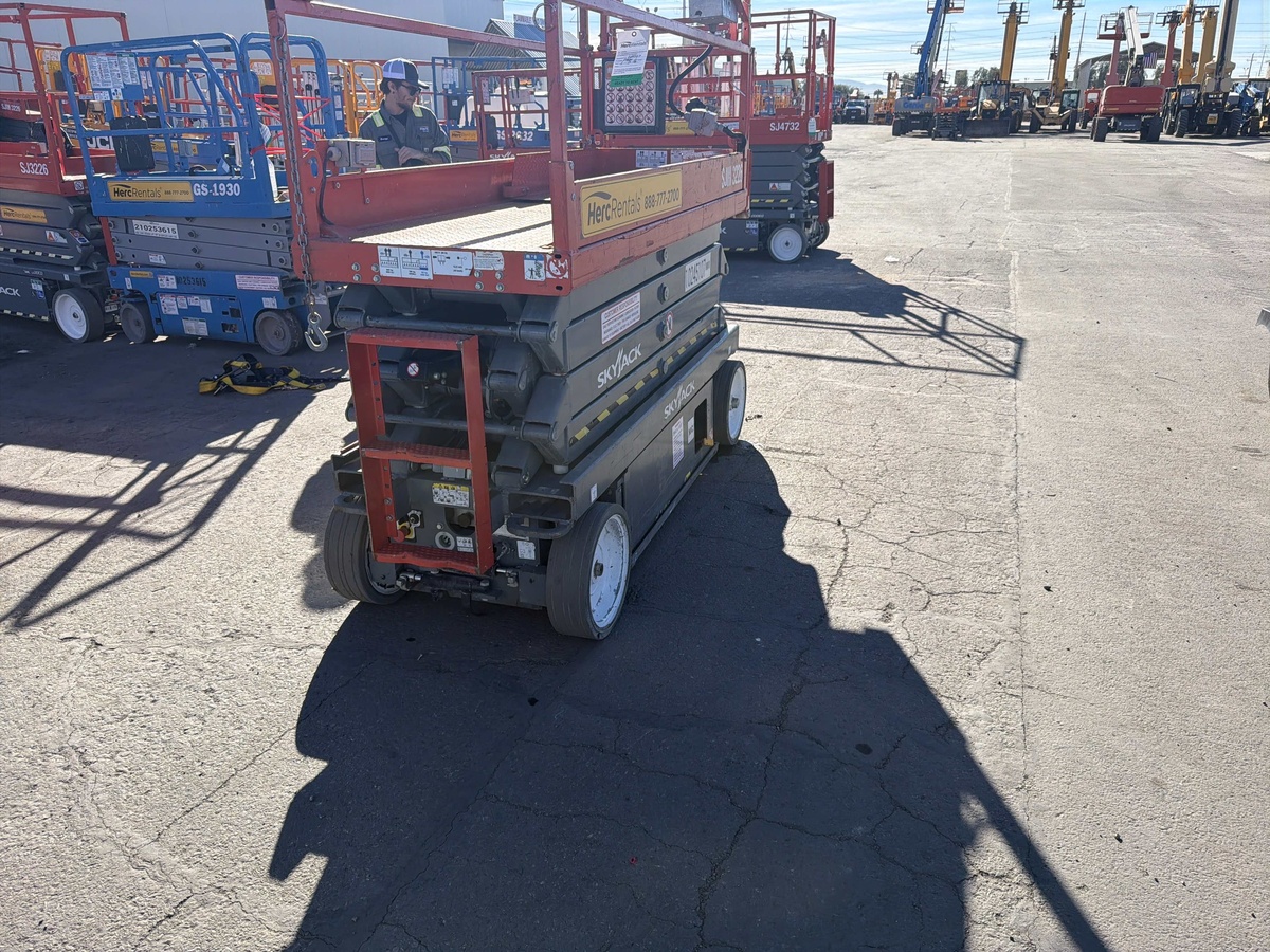 2018 Skyjack SJ3226-2