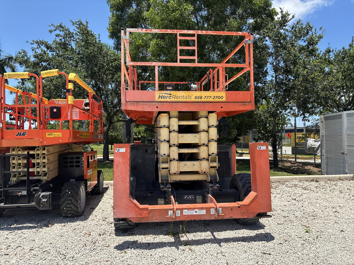 2019 JLG 530LRT-4