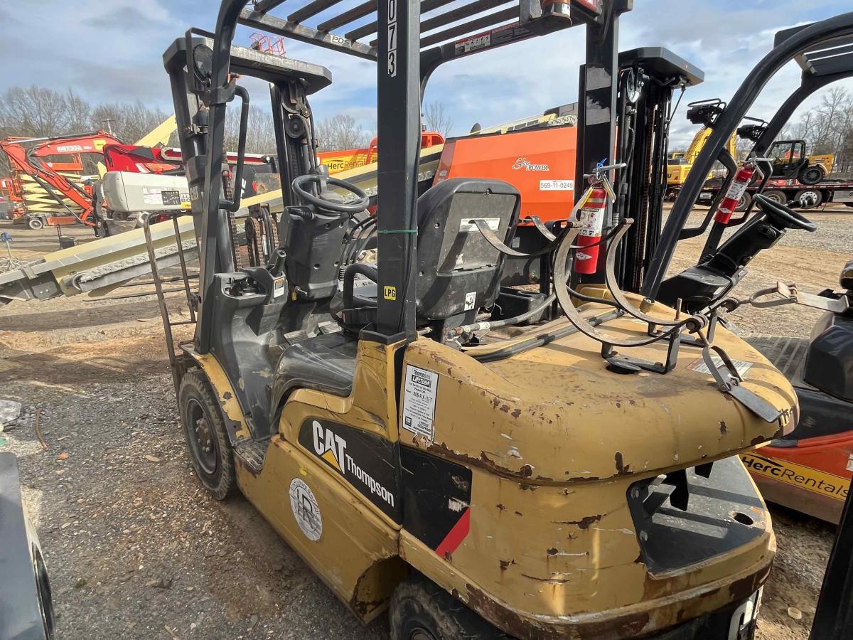 2018 CAT GP25N