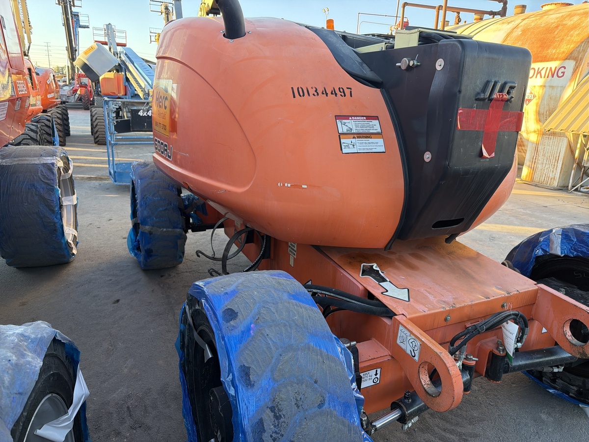2014 JLG 600AJ-2