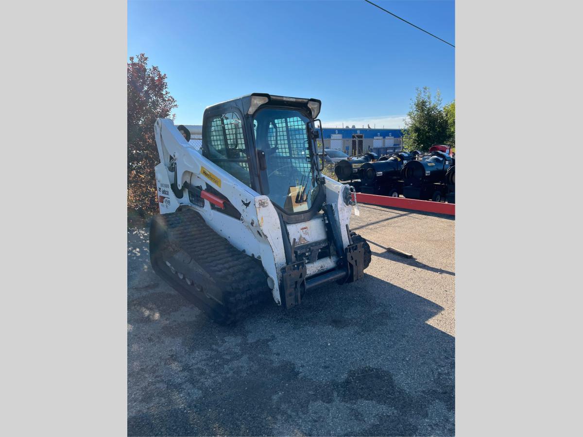 2018 Bobcat T740