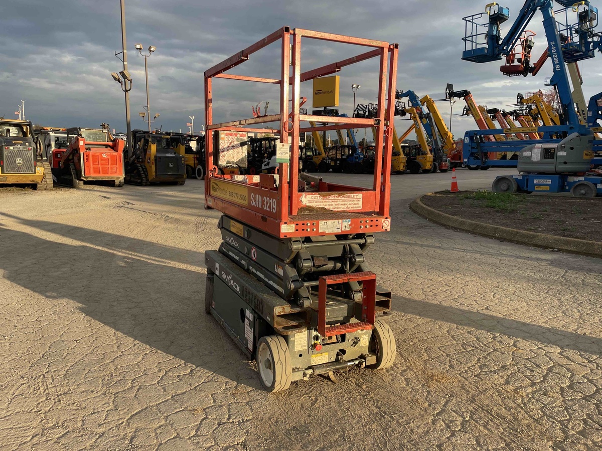 2018 Skyjack SJ3219