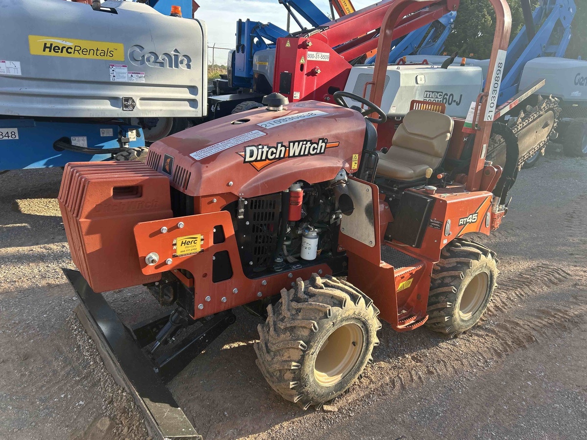 2021 Ditch Witch RT45-3