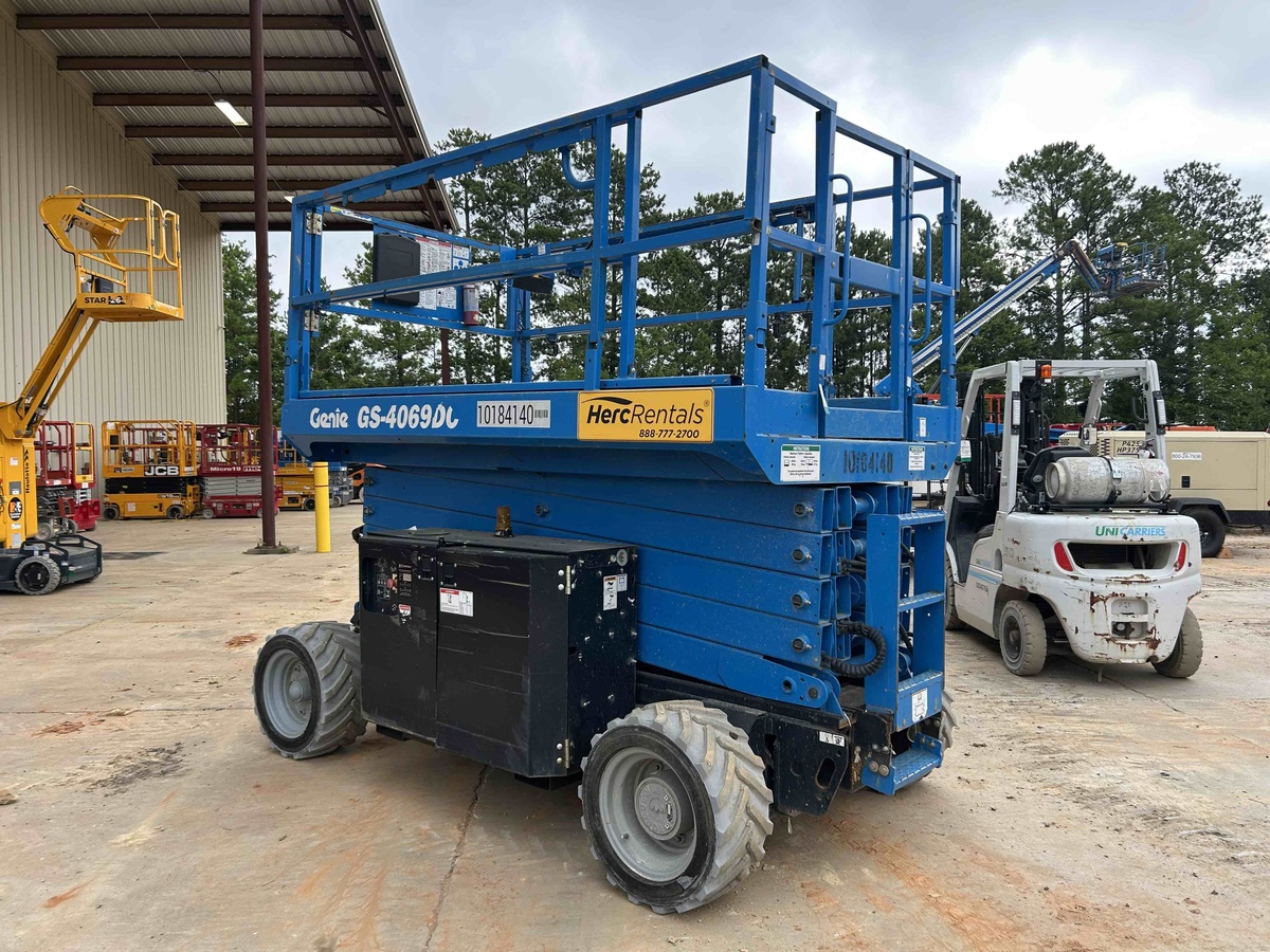 2016 Genie GS-4069 DC-13