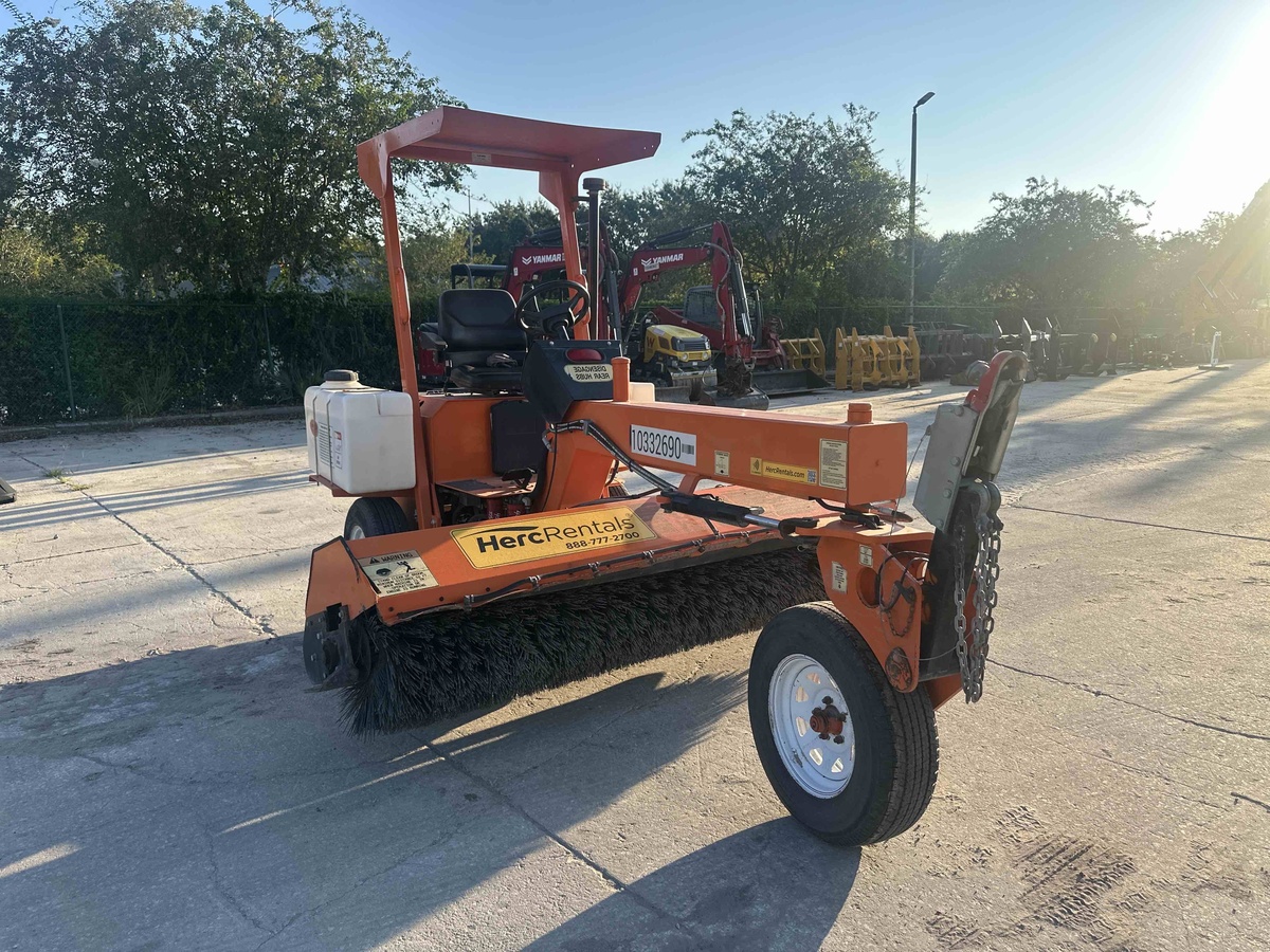 2021 LayMor SM300-2