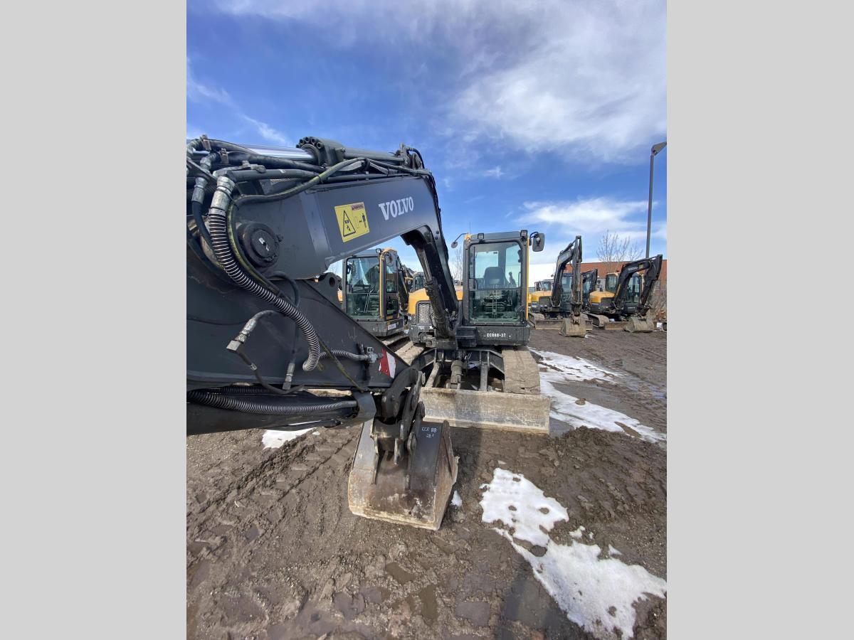 2018 Volvo ECR88D-4