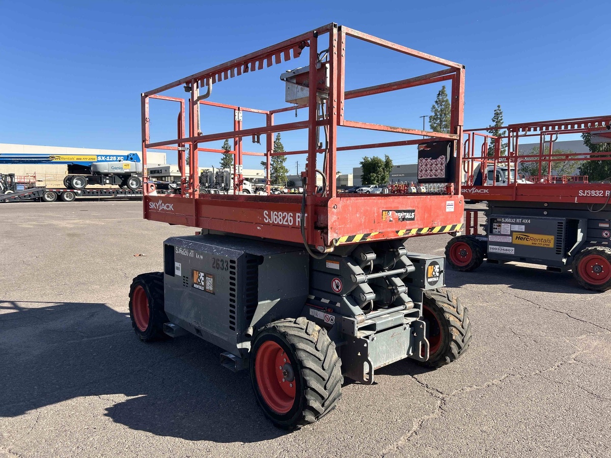 2018 Skyjack SJ-6826RT-3