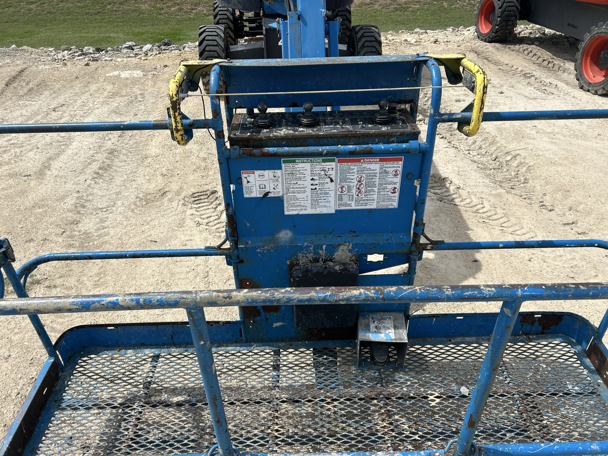 2017 Genie Z-62/40-8