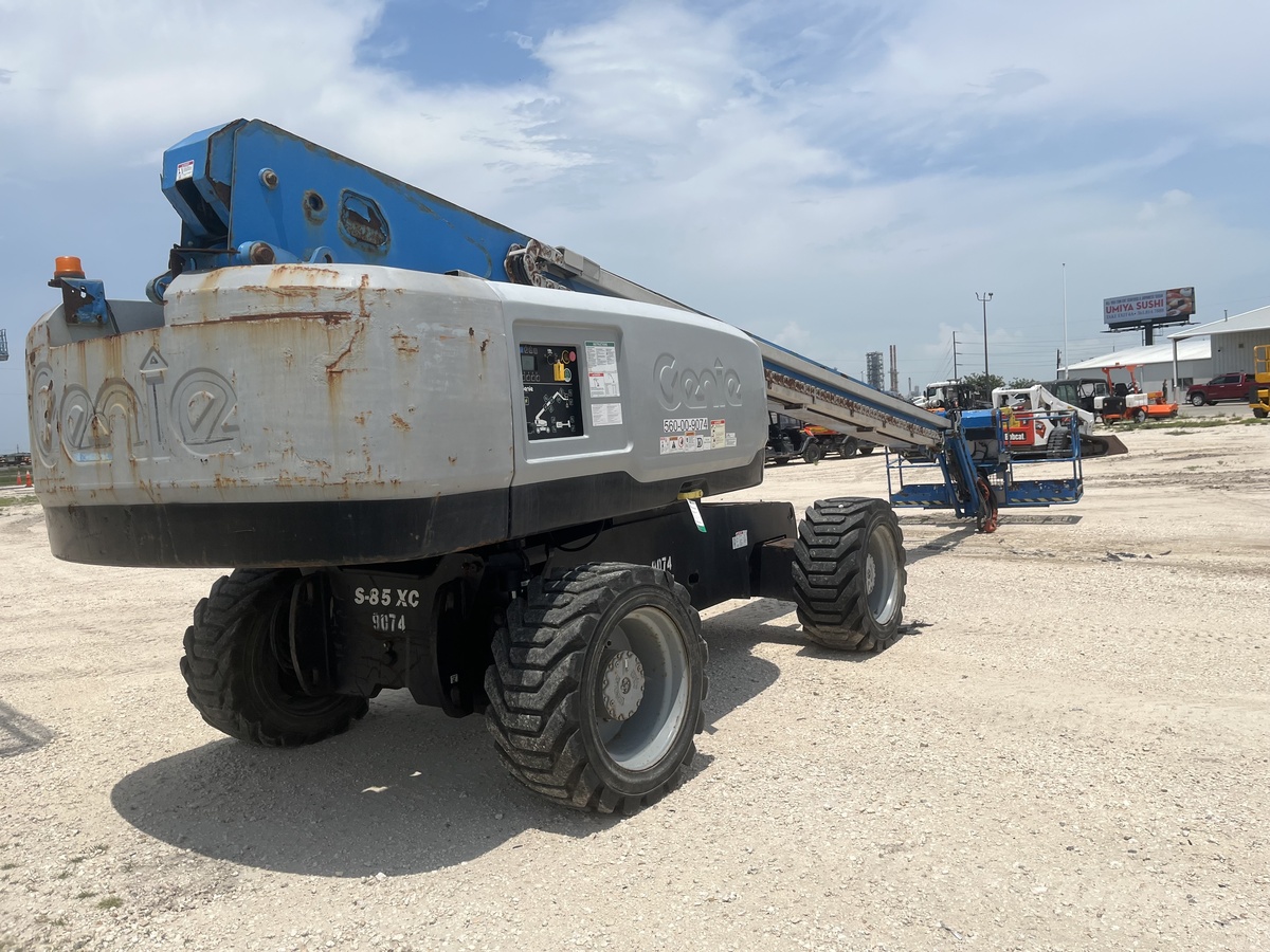 2018 Genie S-85XC-4
