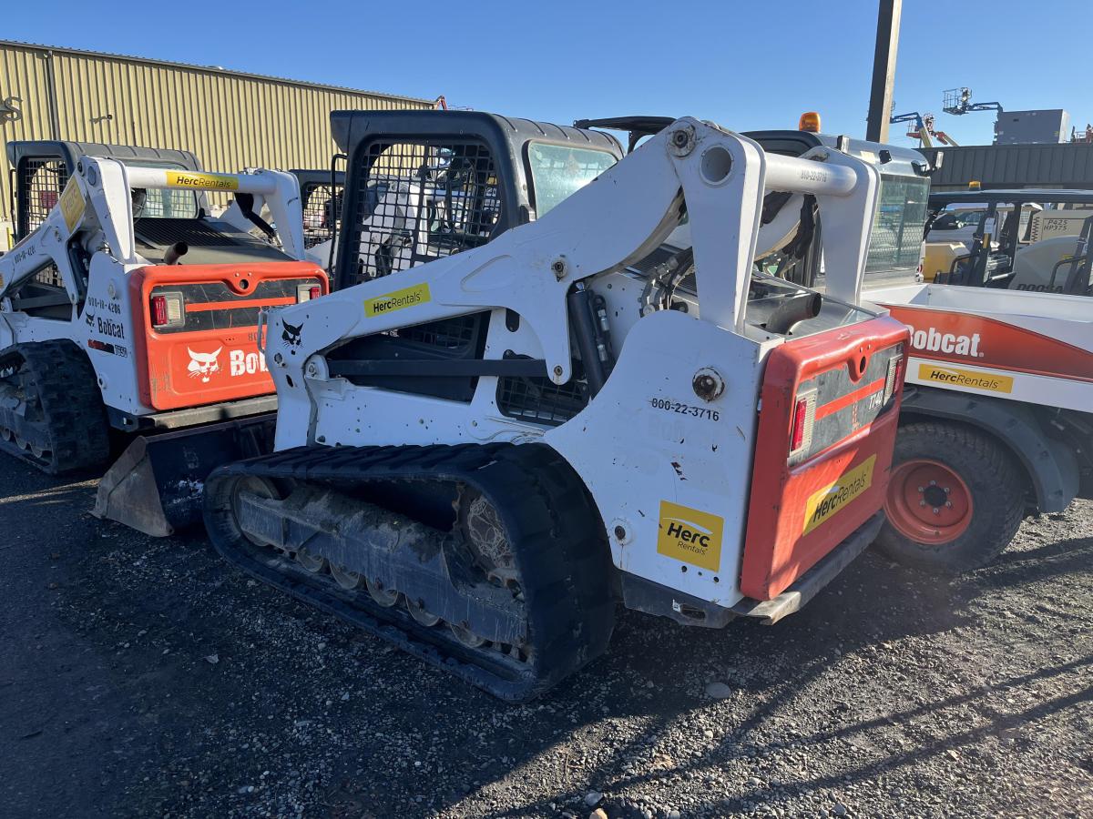 2018 Bobcat T740