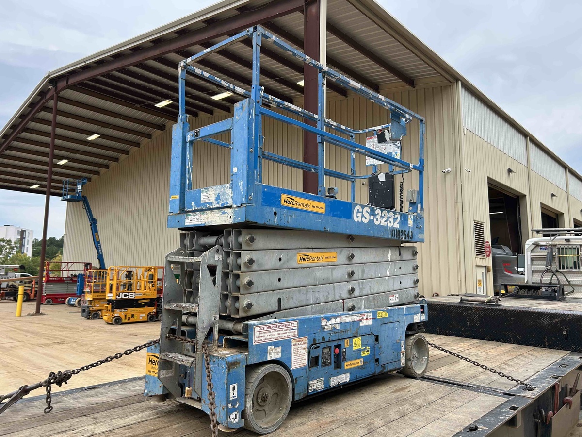 2016 Genie GS-3232-3