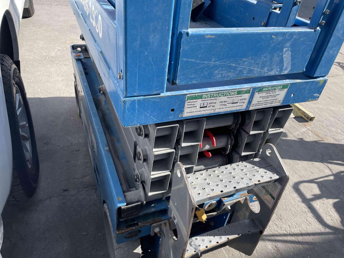 2019 Genie GS-1930