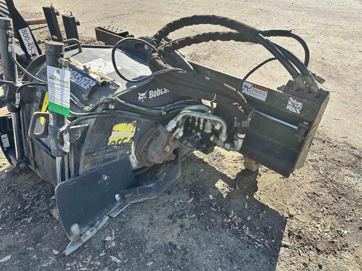 2017 Bobcat M7017