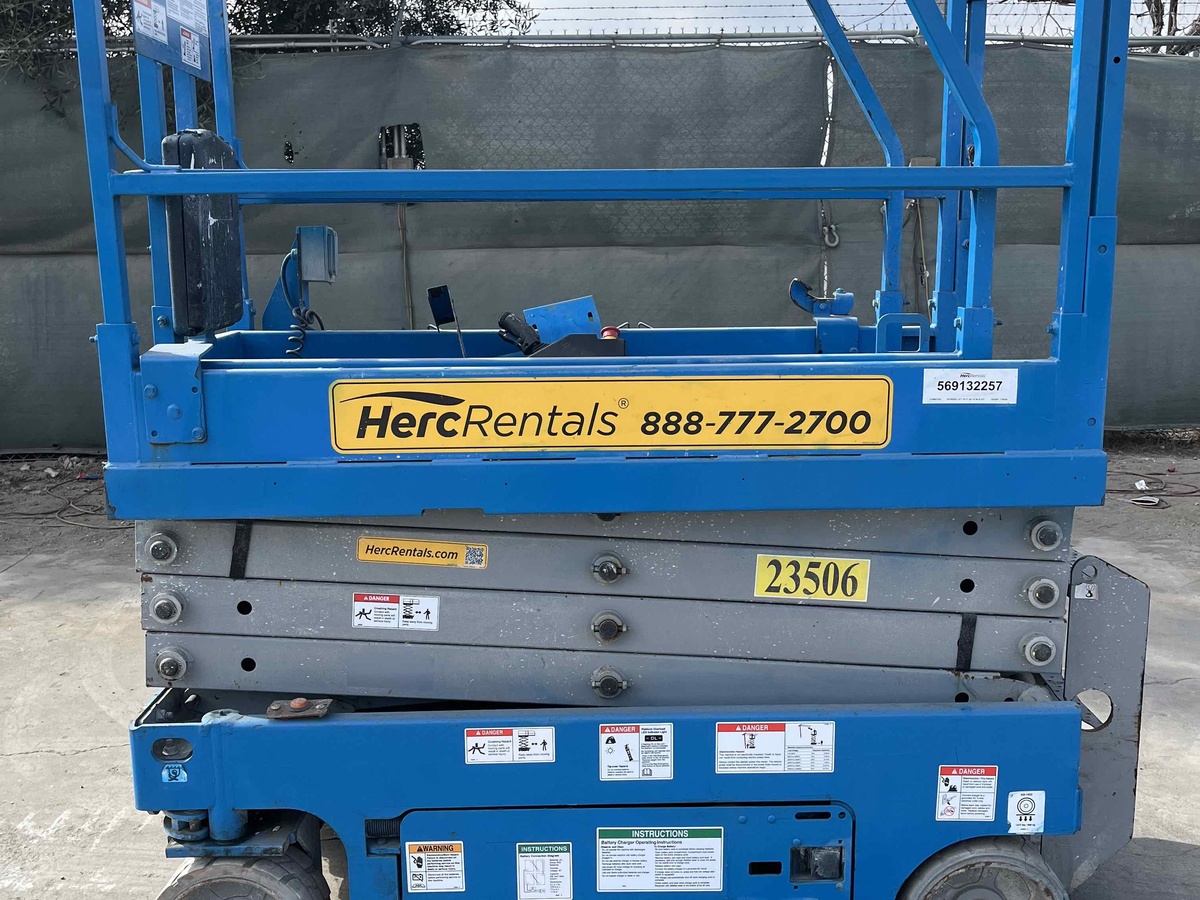 2018 Genie GS-1930