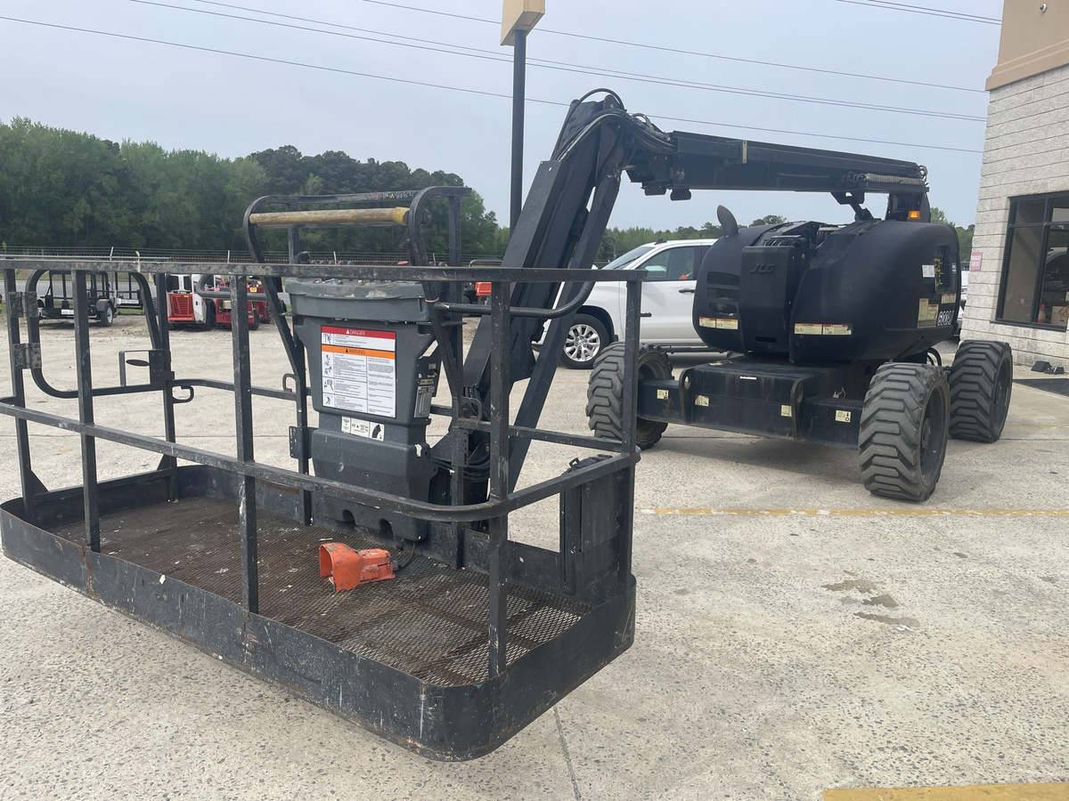 2018 JLG 600AJ-2
