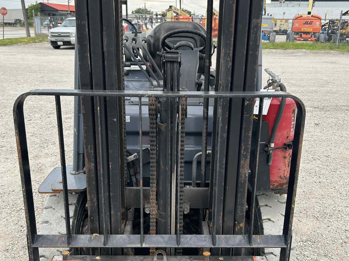 2021 Toyota 8FGU25-3