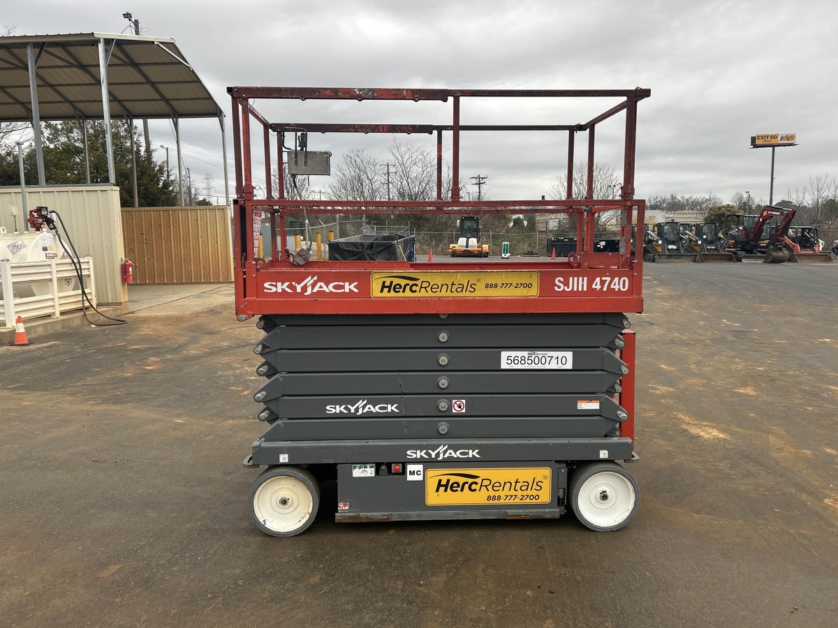 2020 Skyjack SJ4740-3