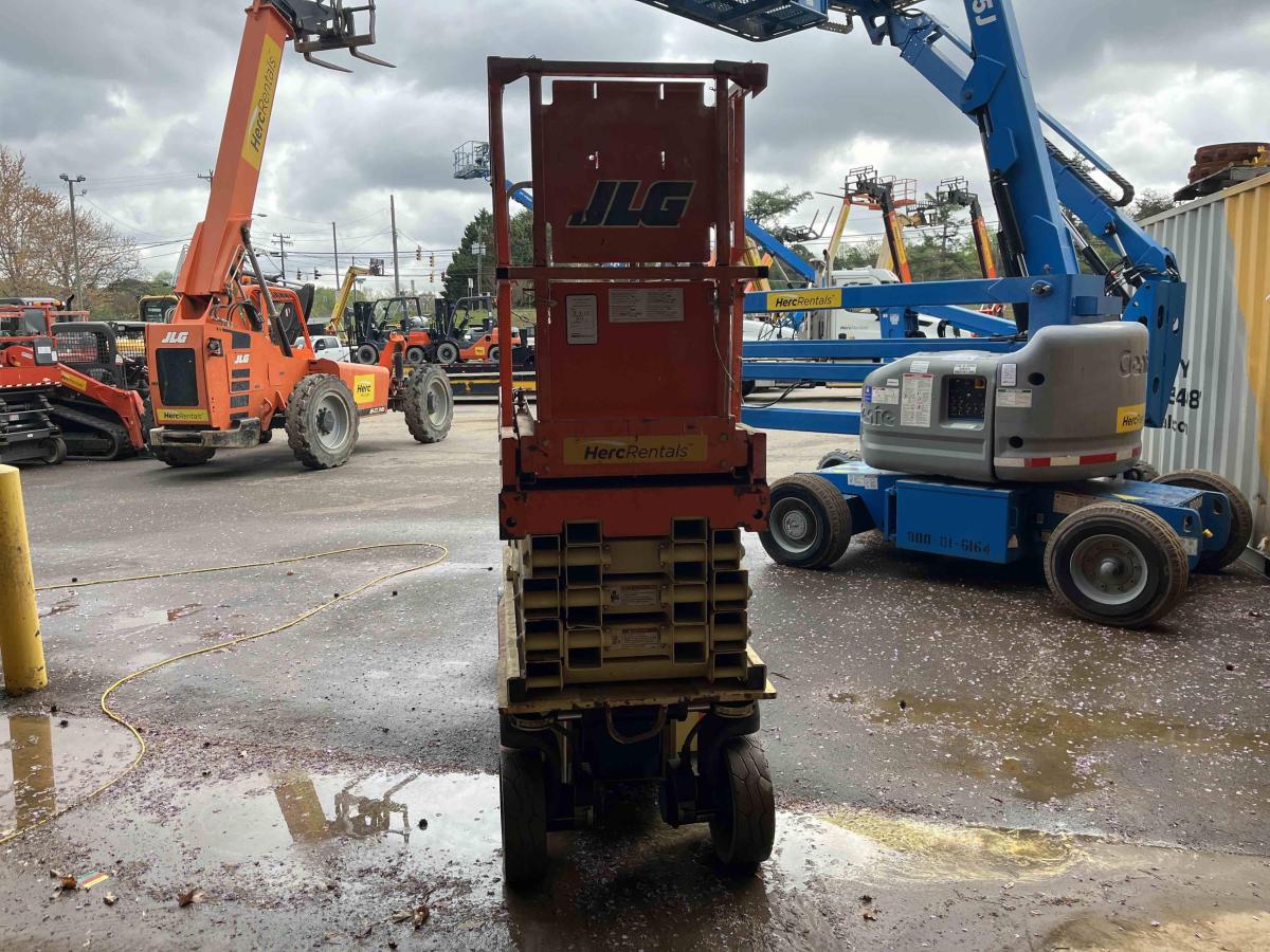 2016 JLG 2632ES