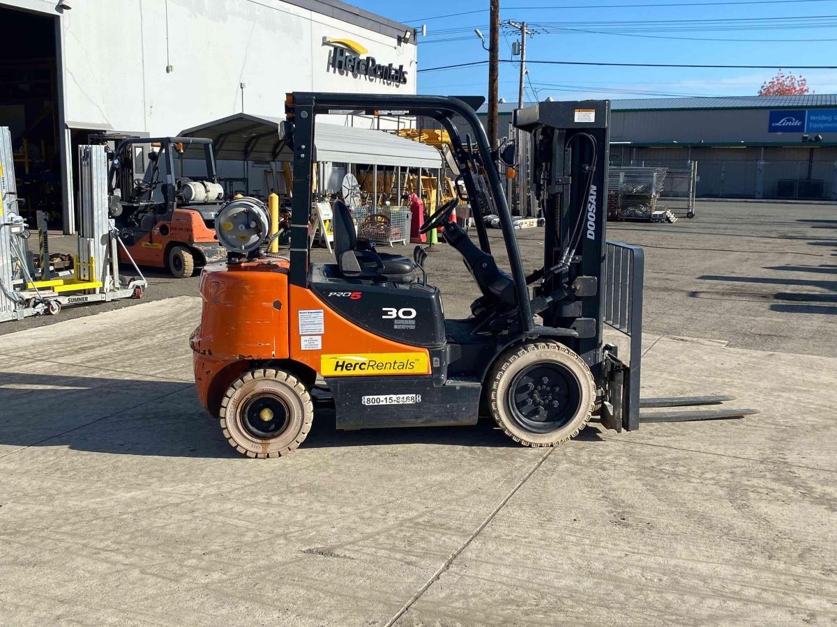 2017 Doosan G30E-5