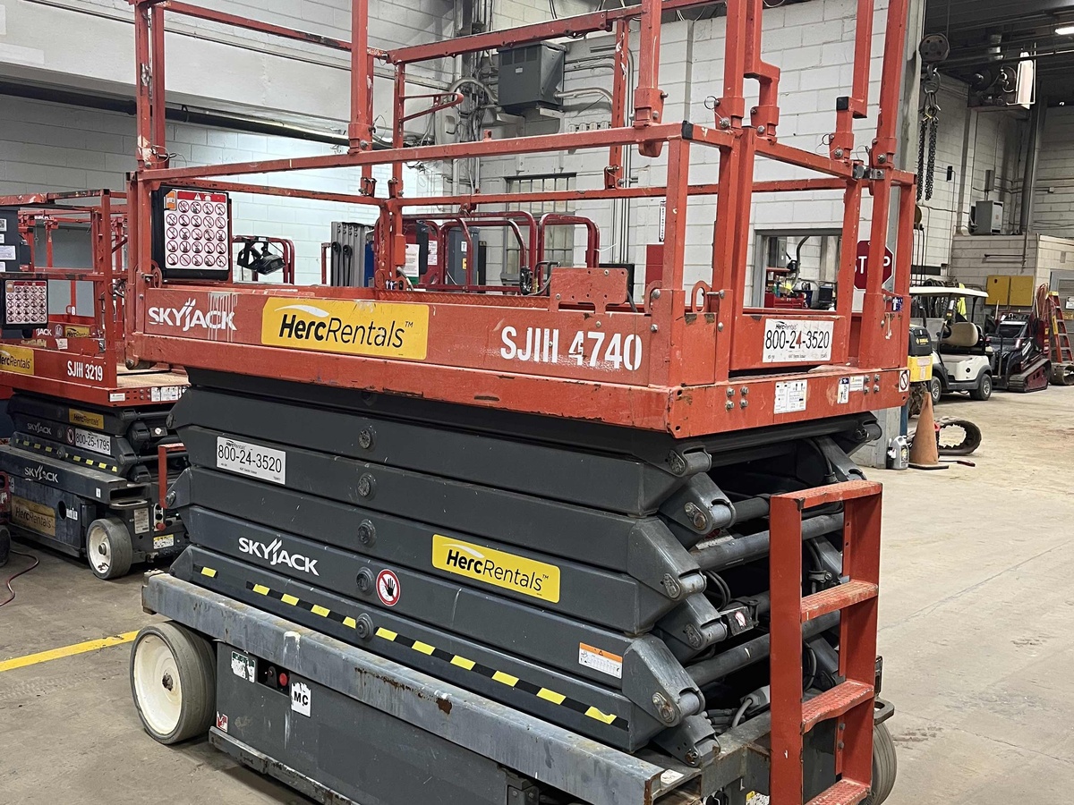 2019 Skyjack SJ4740-3