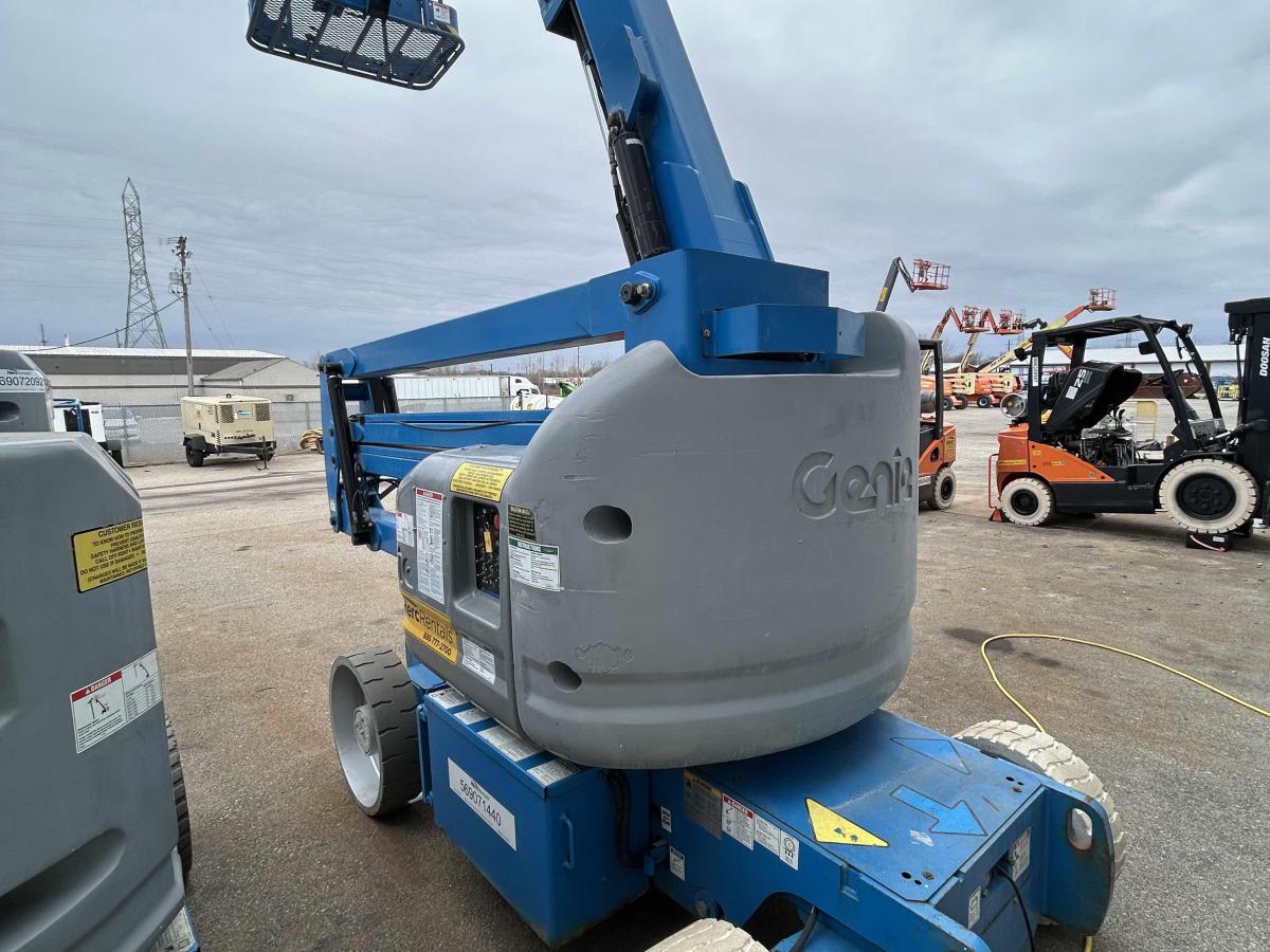 2013 Genie Z-40/23 N