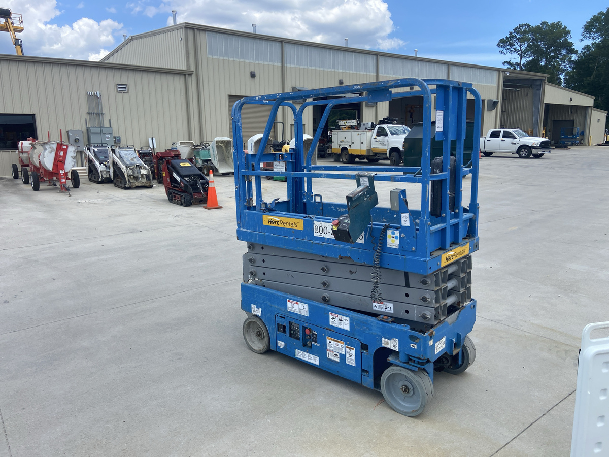 2019 Genie GS-1930