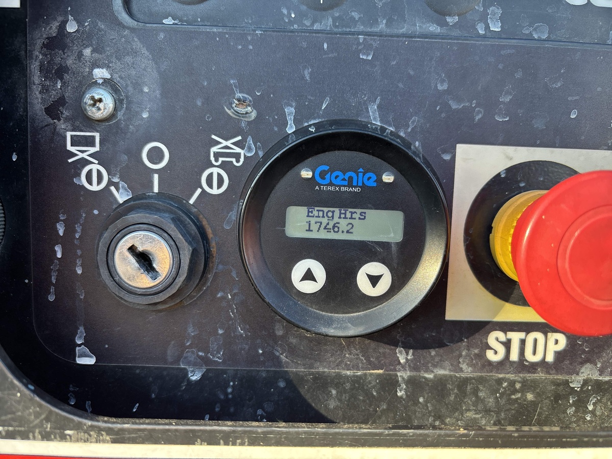 2017 Genie GS-3369 RT-4