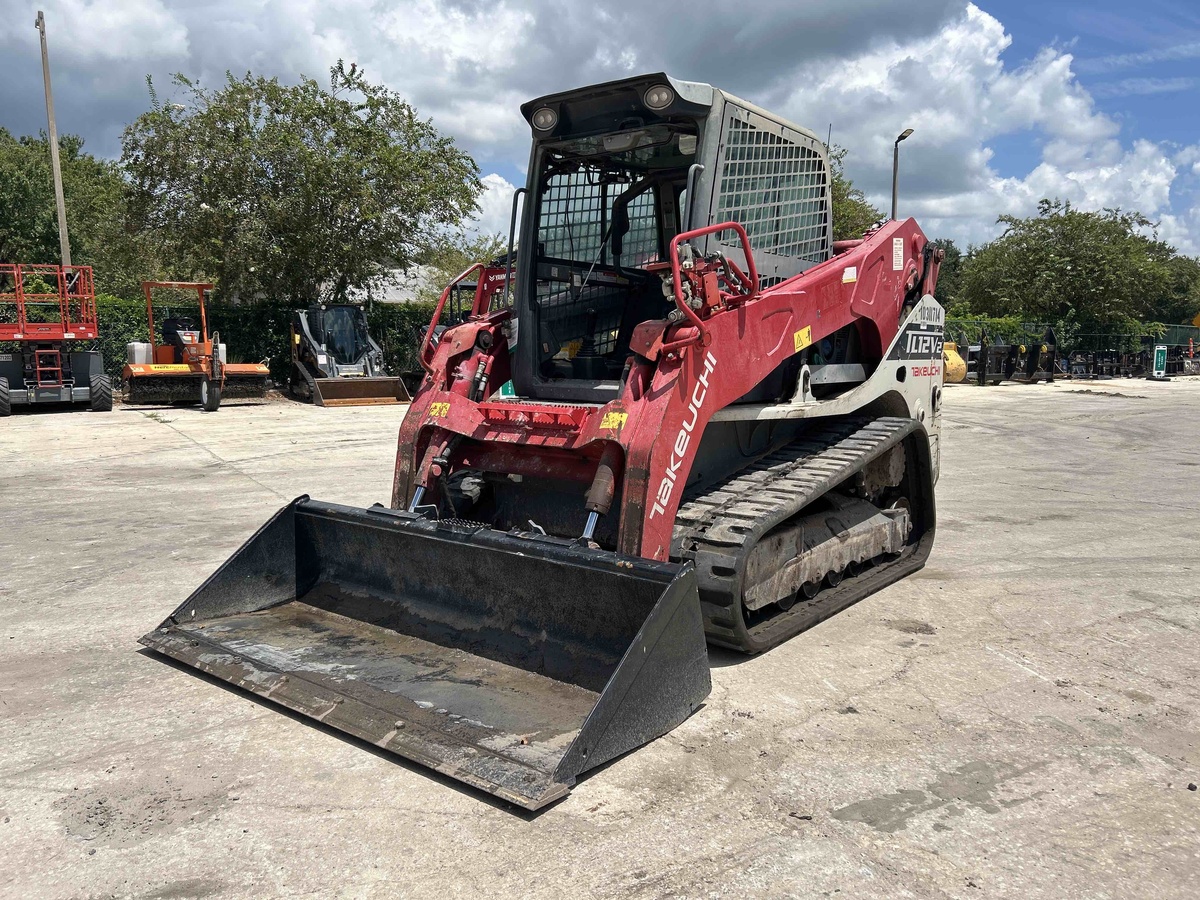 2020 Takeuchi TL12V2