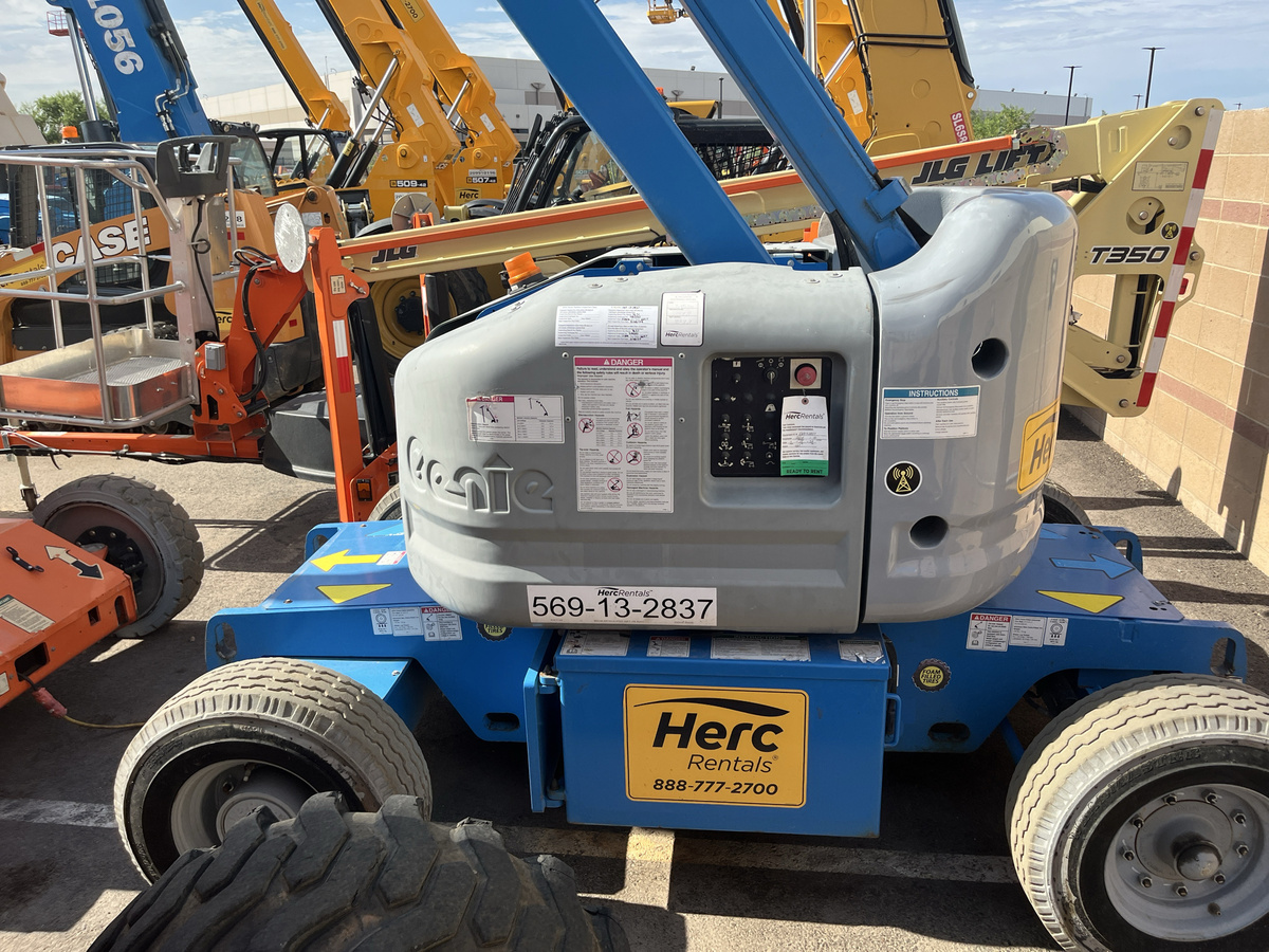 2018 Genie Z-45/25J-6