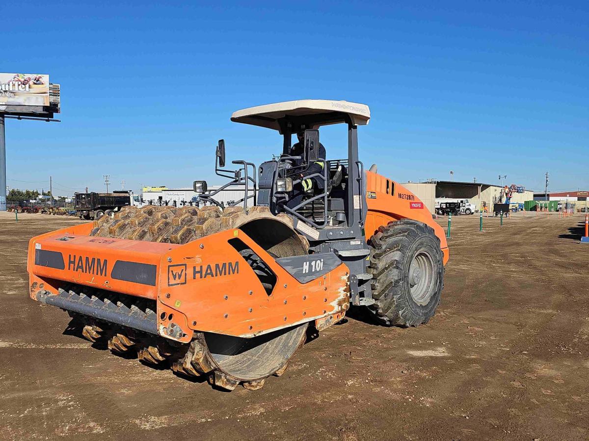 2019 Hamm H10iP