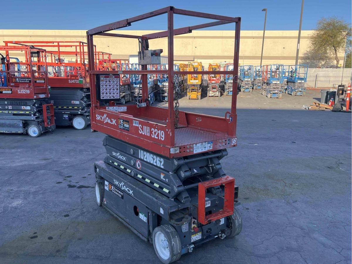2016 Skyjack SJ3219