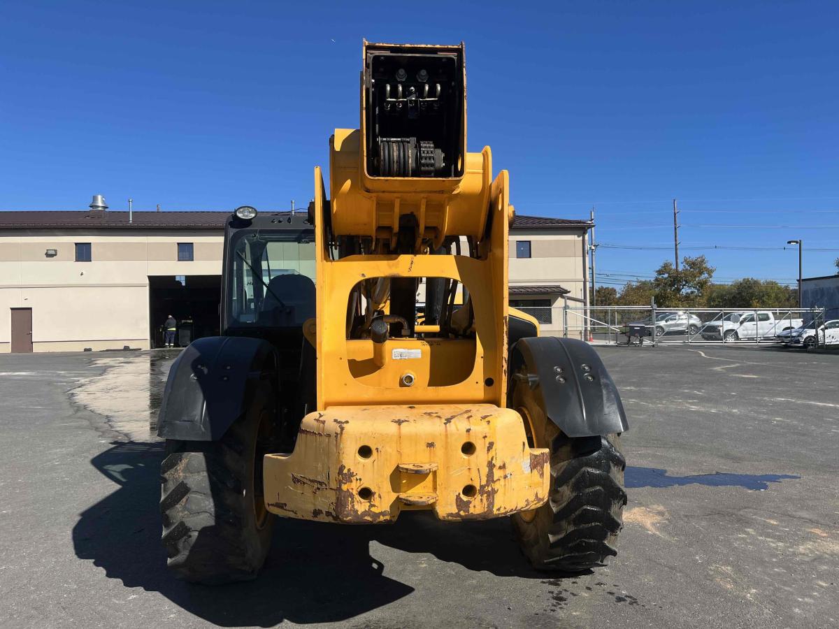 2018 JCB 510-56