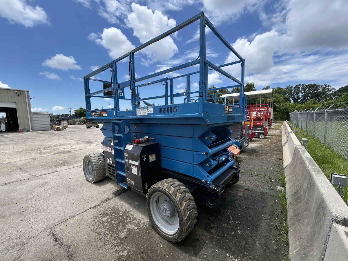 2015 Genie GS-4390 RT-3