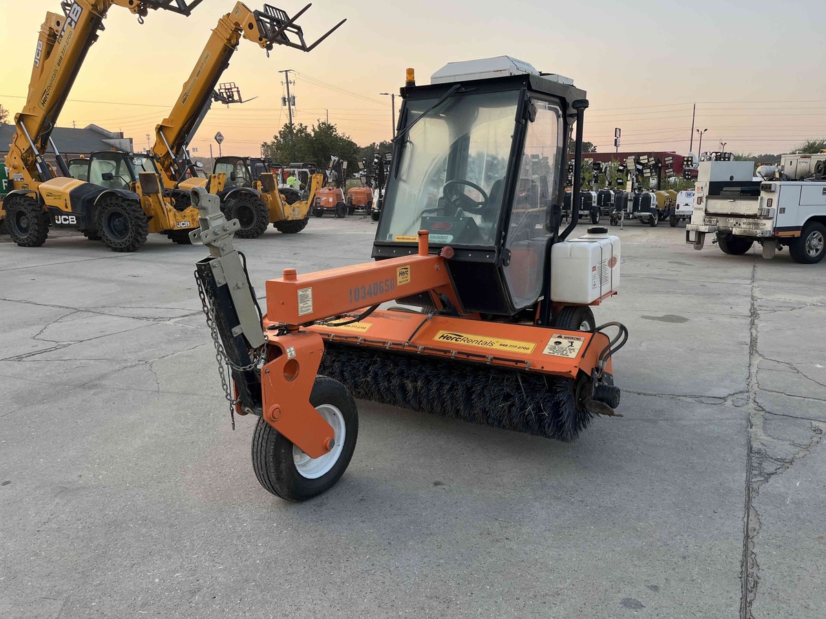 2021 LayMor SM300