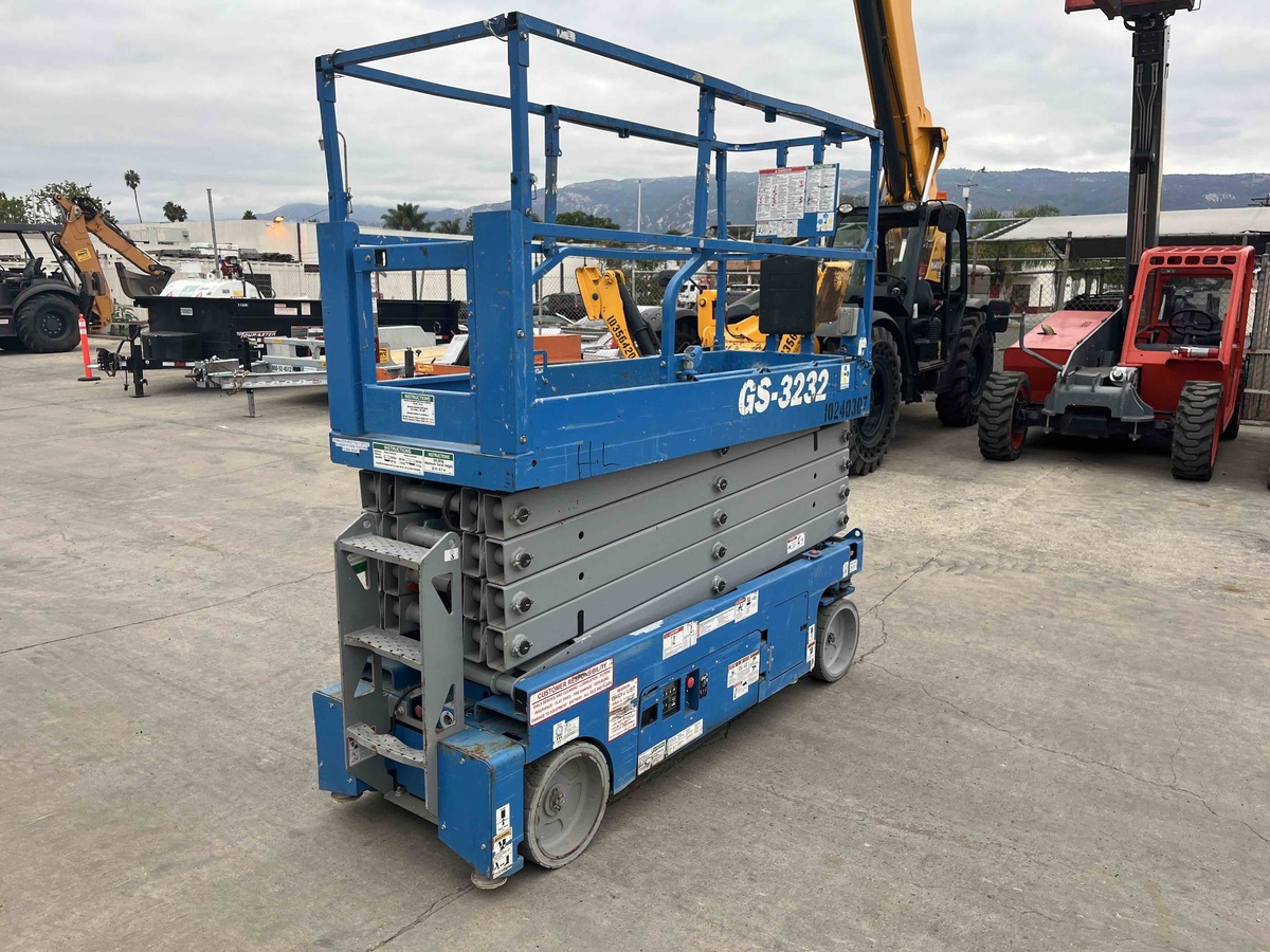 2018 Genie GS-3232-3