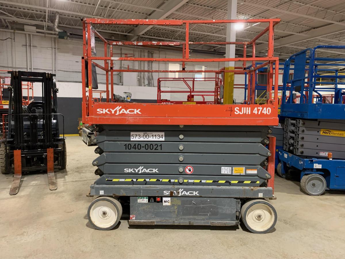 2016 Skyjack SJ4740