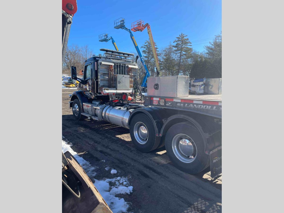 2017 Peterbilt 567