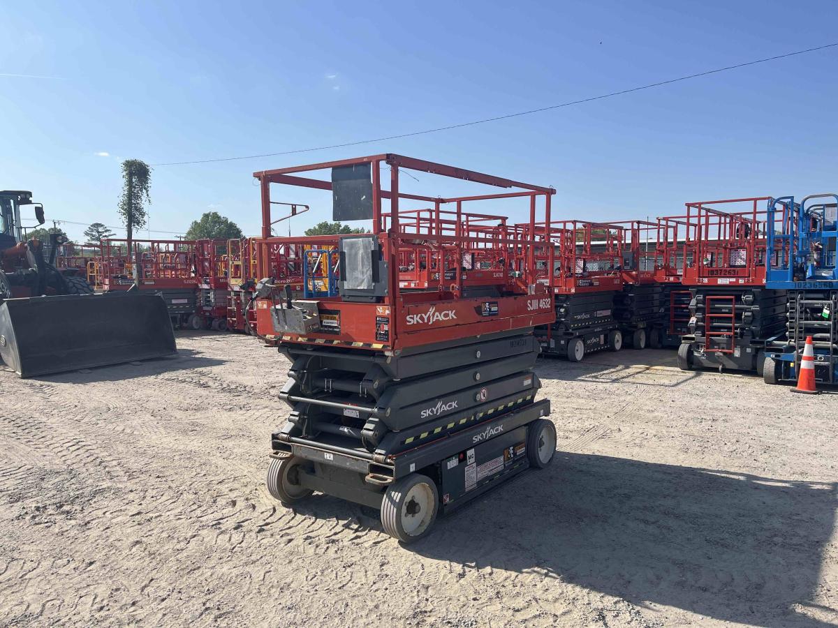 2017 Skyjack SJ4632