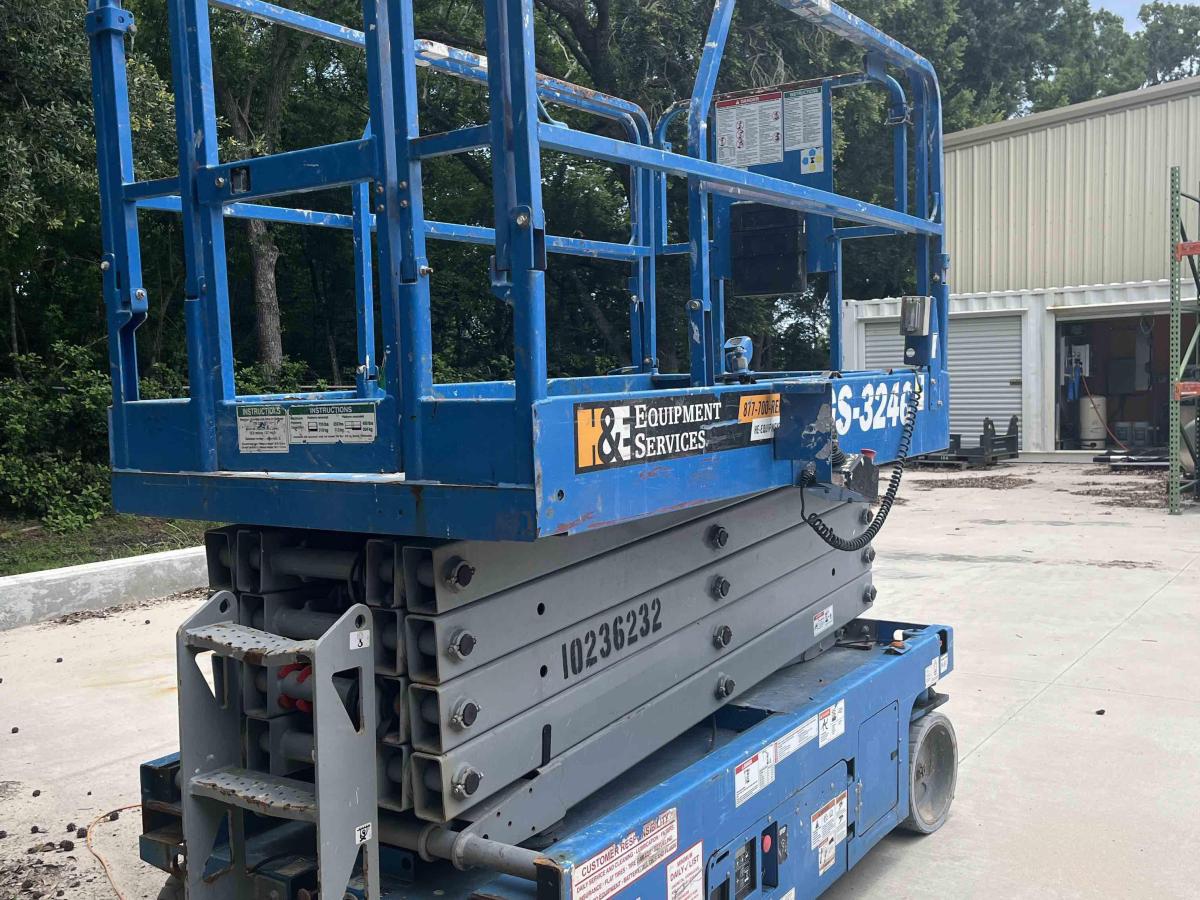 2018 Genie GS-3246-6