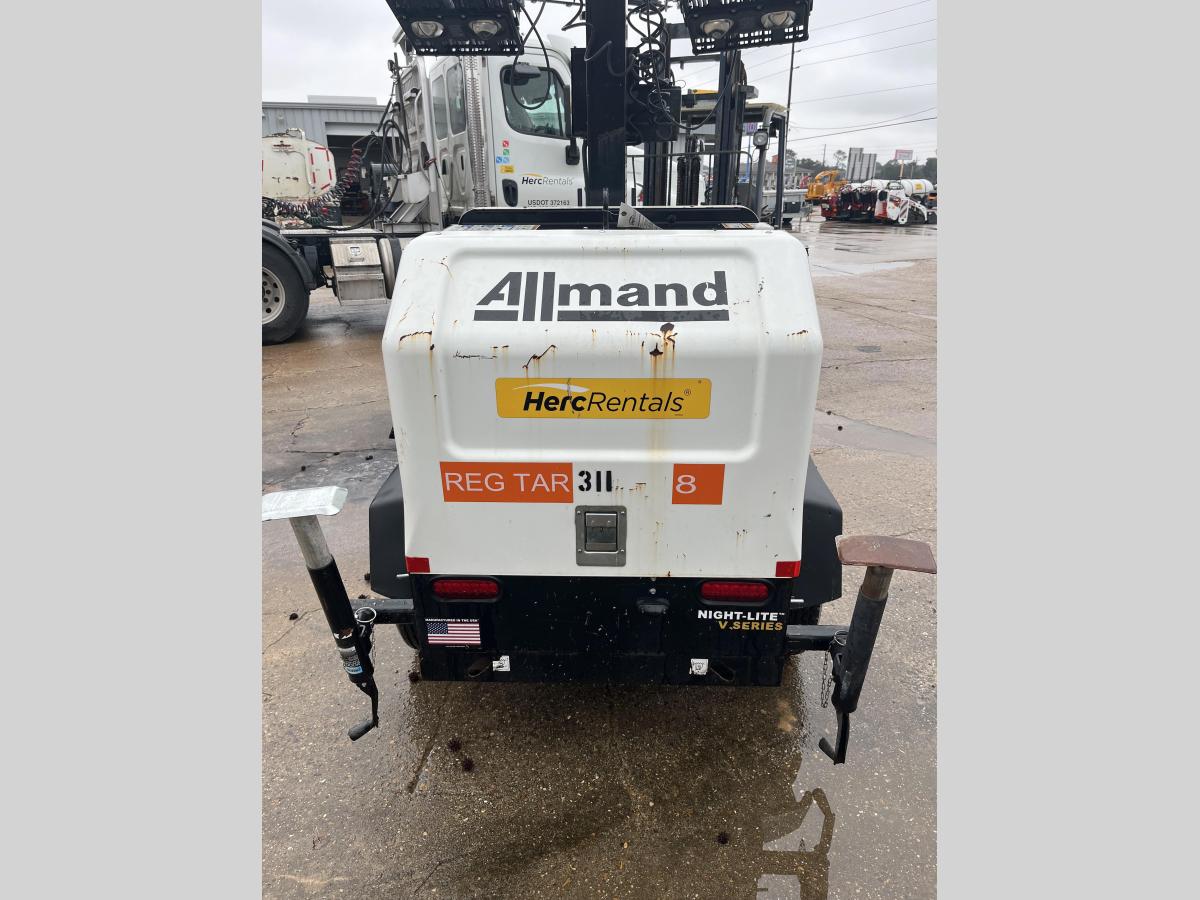 2019 Allmand Night-Lite V