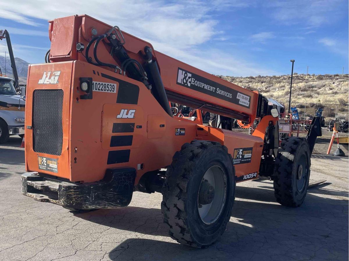 2018 SkyTrak 10054
