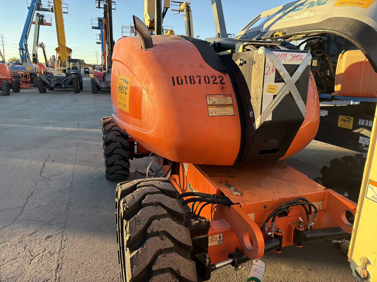 2016 JLG 600AJ-2