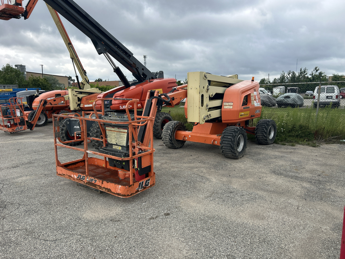 2016 JLG 450AJ