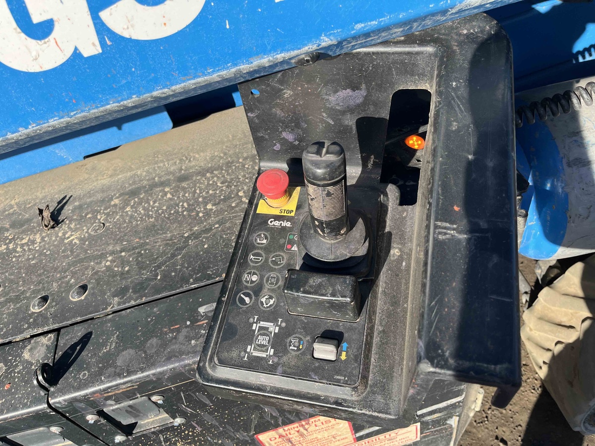 2017 Genie GS-2669 RT-5