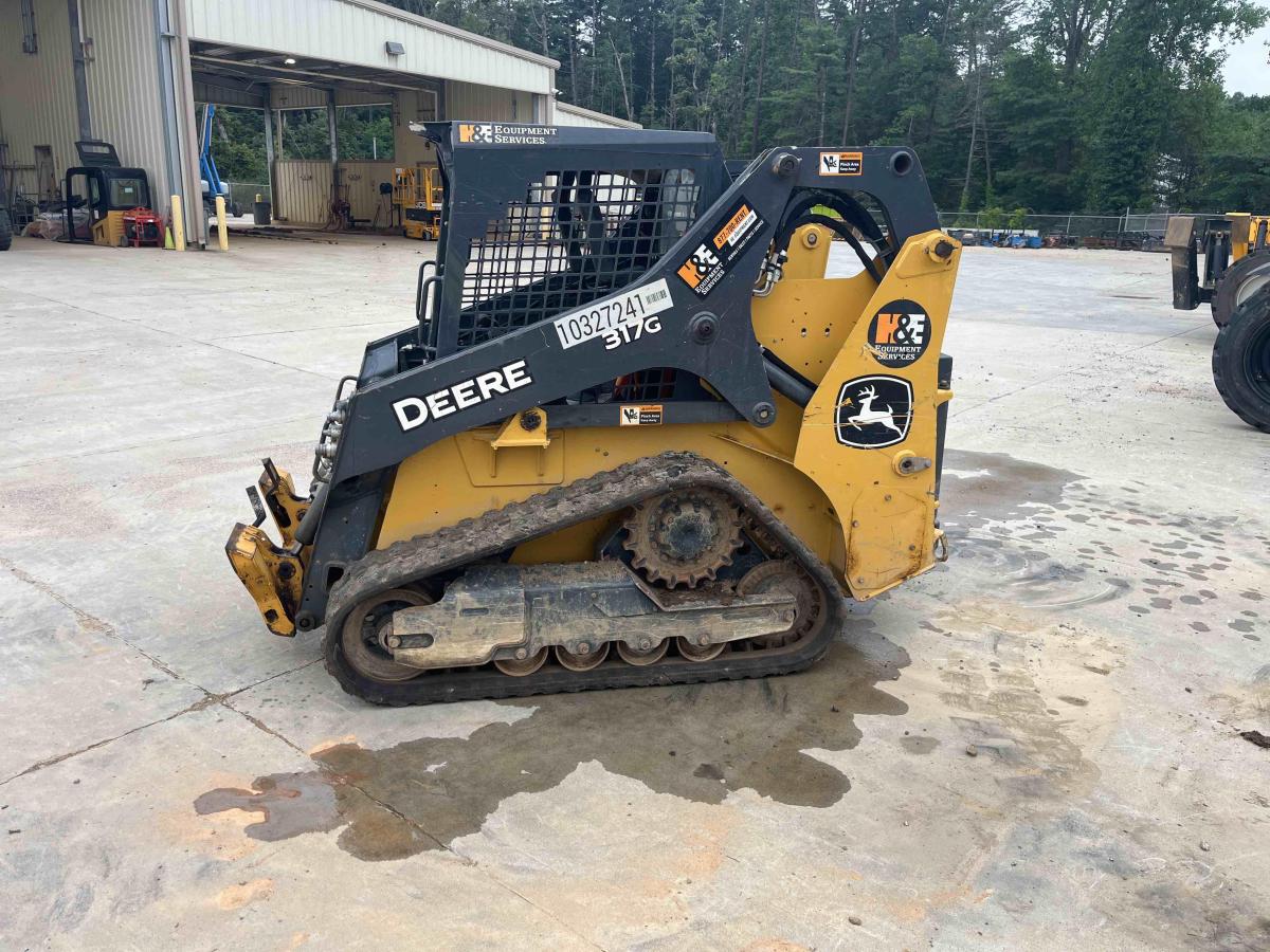 2021 John Deere 317G-5