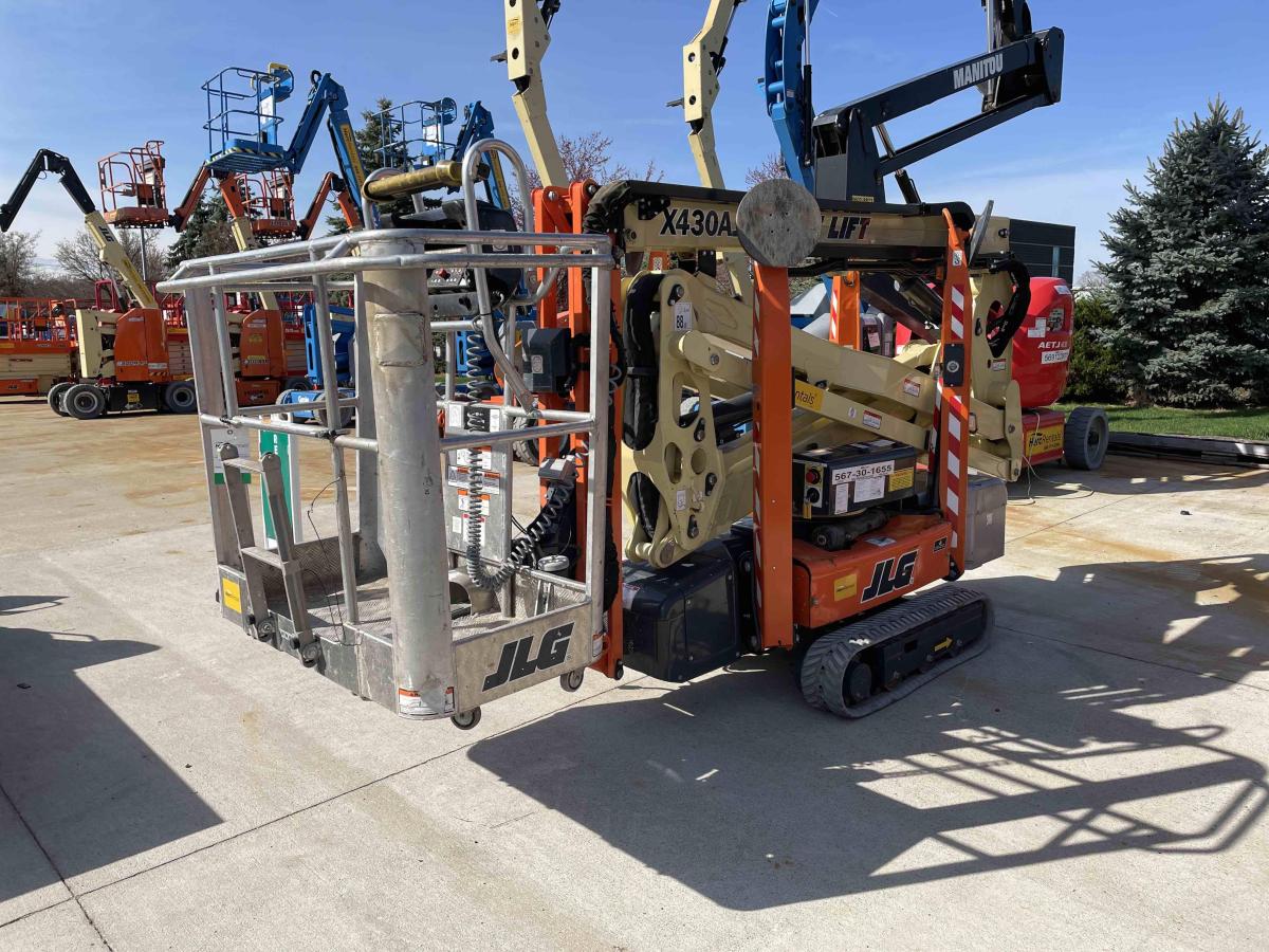 2018 JLG X430AJ